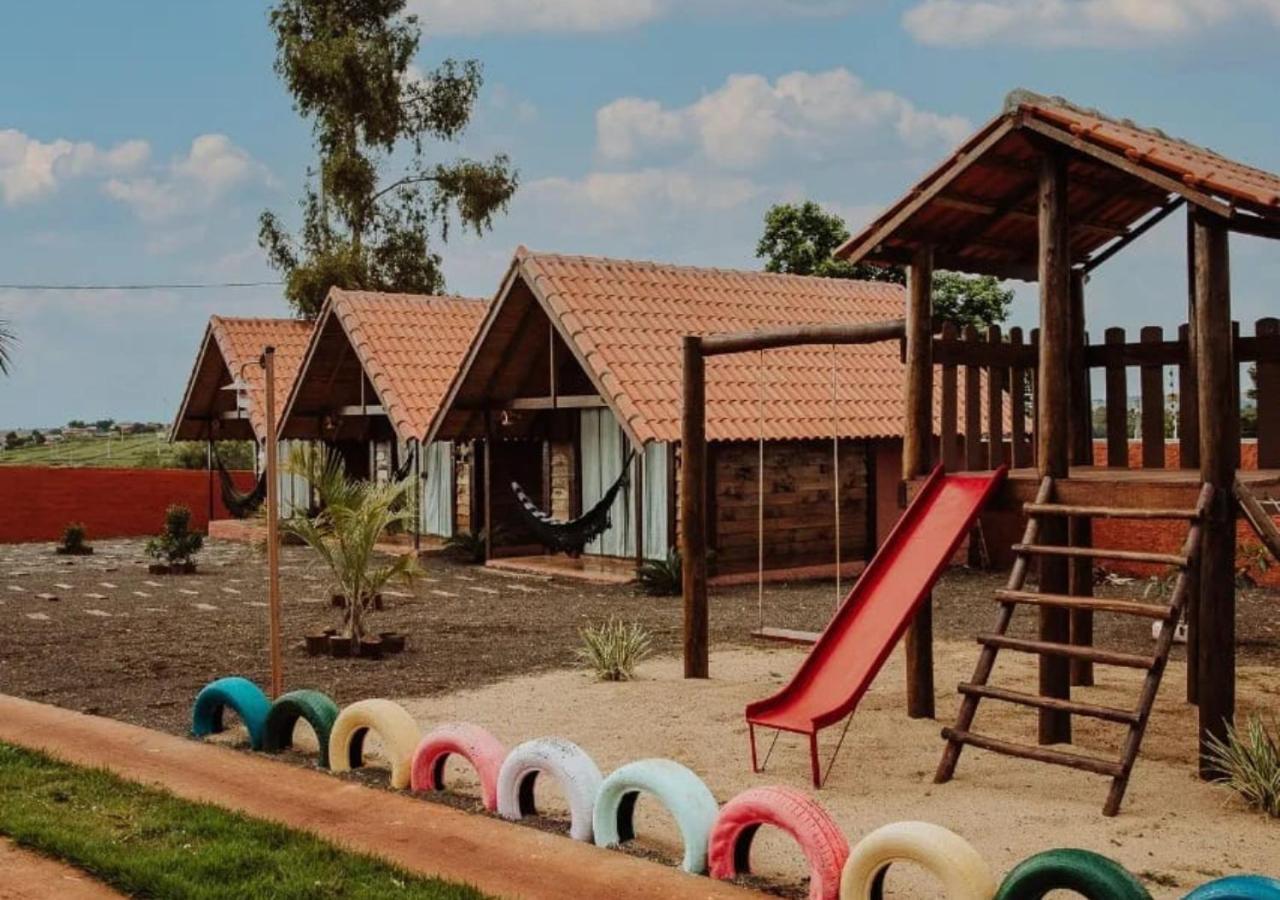Casa de hóspedes Rusticos - Na Terra Cachoeiras
